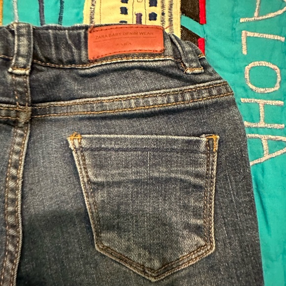 Zara baby jeans outfit. Size 12/ 18. / 2/3 year Mint condition.  Non smoker - Picture 5 of 16